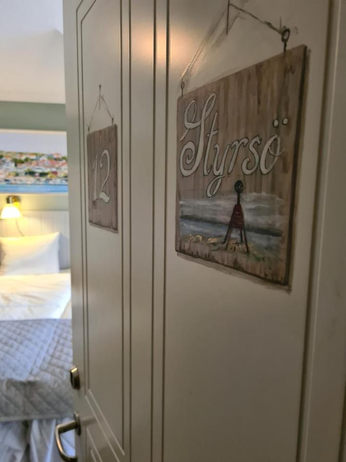 Styrsoe Skaeret Hotell & Restaurang กอเทนเบิร์ก ภายนอก รูปภาพ